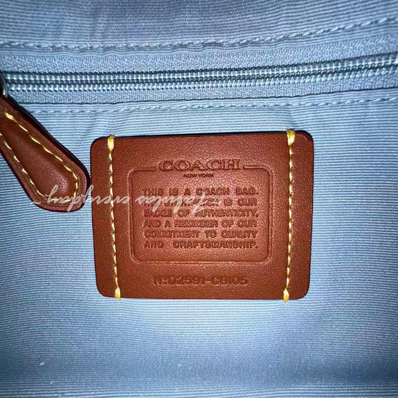 Coach Laurel Small Shoulder Bag In Sketch Signature Canvas In Ice Blue CBI05 NWT - Picture 8 of 9